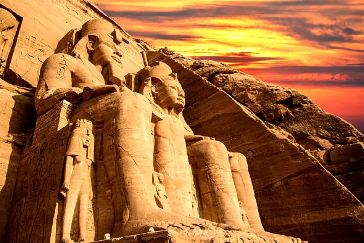 इजिप्ट 5 : एक फैरो जो आज भी इजिप्ट की अर्थव्यवस्था को मजबूती दे रहे हैं