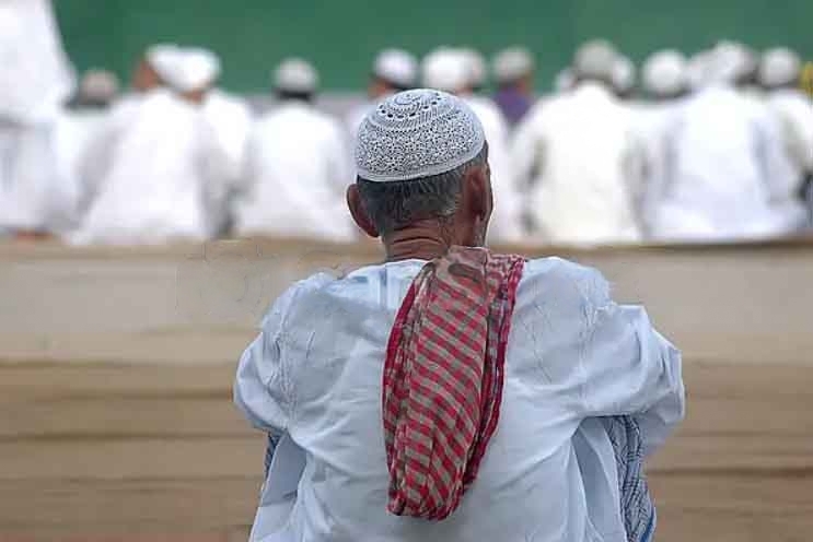 https://www.hindi.awazthevoice.in/upload/news/167490802812_who_is_muslim_and_who_is_kafir_2.jpg