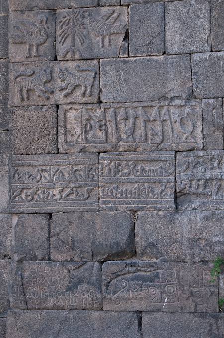 https://www.hindi.awazthevoice.in/upload/news/167655356510_Diyarbakir_is_the_stronghold_of_the_Kurds_in_Turkey,_the_strong_basalt_walls_tell_the_story_of_the_break-up_of_this_fort_5.jfif