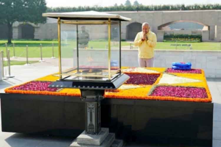 राजघाट पहुंचकर ड्रामा क्यों कर रहे मनीष सिसोदिया : यासिर जिलानी