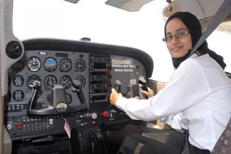 उड्डयन उद्योग में मुस्लिम महिला पायलट, अब वर्जित नहीं