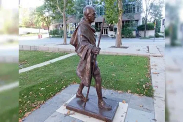 भारत के खिलाफ खालिस्तानी, कनाडा में महात्मा गांधी की प्रतिमा से छेड़छाड़