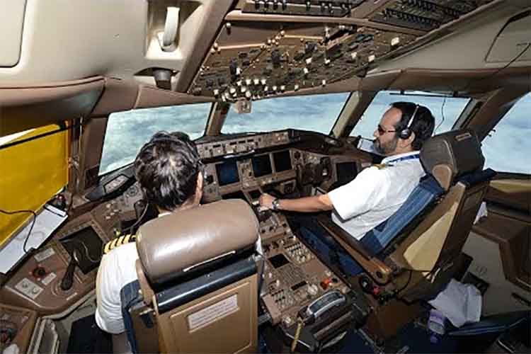 पाकिस्तान एयरलाइंस के सभी पायलट पद छोड़ना चाहते हैं 