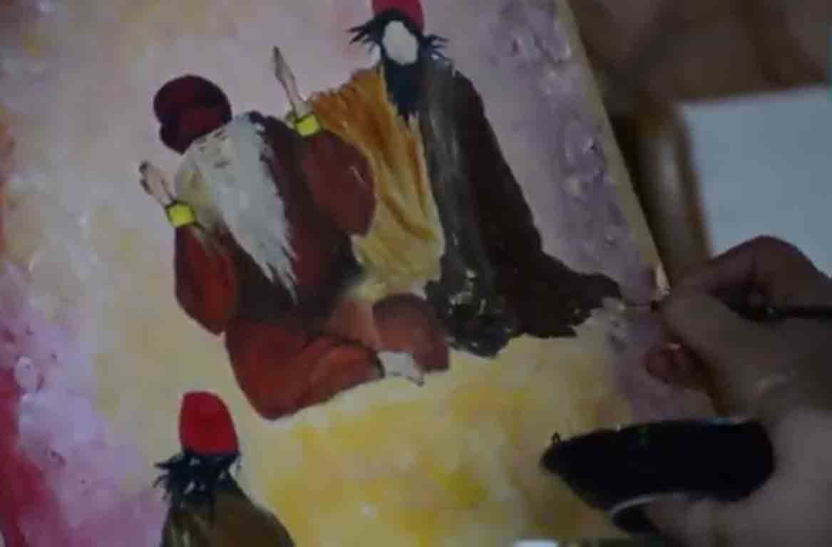 https://www.hindi.awazthevoice.in/upload/news/168509318801_Badrul_Nisa_Bhatt_The_message_of_peace_given_by_Sufi_paintings_4.jpg