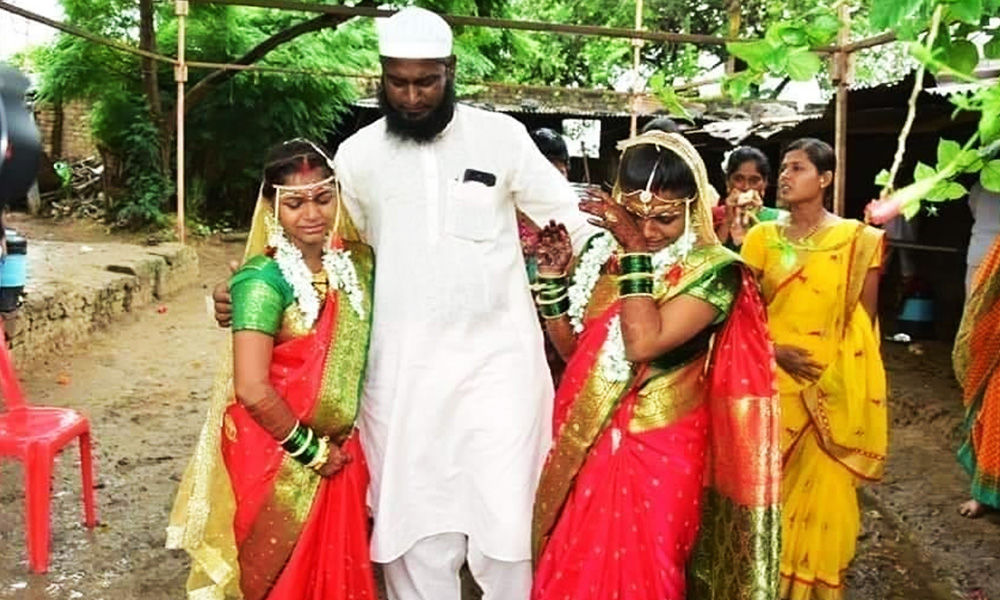 https://www.hindi.awazthevoice.in/upload/news/168674715513_glimpse_into_the_interesting_Muslim_culture_of_India_2.jpg