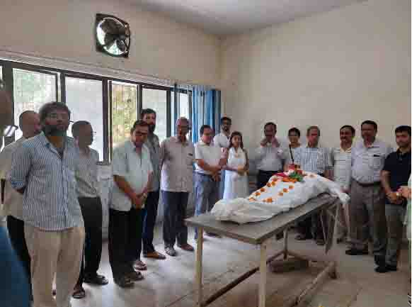 https://www.hindi.awazthevoice.in/upload/news/168709723405_Muslim_couple’s_daughter_ready_to_follow_her_parents’_brave_act_of_donating_bodies_-_organs_after_death_3.jpg