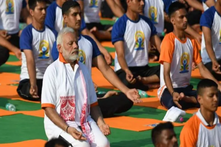 अंतर्राष्ट्रीय योग दिवस के जरिए योग एक वैश्विक आंदोलन बन गया है: पीएम मोदी