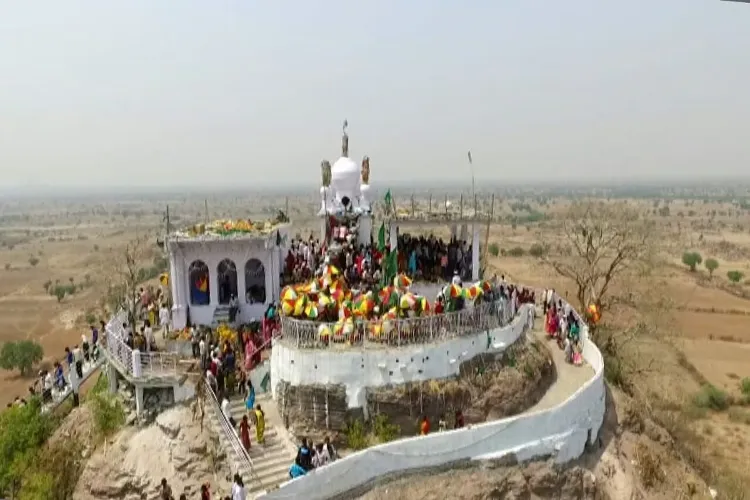 कर्नाटकः लाडलापुर दरगाह, हिंदू-मुस्लिम एकता की बेहतरीन मिसाल 