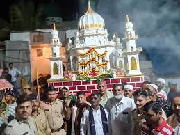 https://www.hindi.awazthevoice.in/upload/news/169002918002_Who_are_the_Hussaini_Brahmins_who_sacrificed_their_sons_for_Hussain_in_Karbala_3.jpg