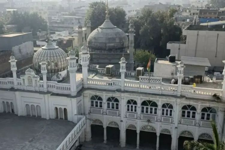 जालंधर की आठ सौ साल पुरानी ऐतिहासिक इमाम नासिर मस्जिद और दरगाह; सूफी शेख फरीद यहां 40 दिन रहे थे
