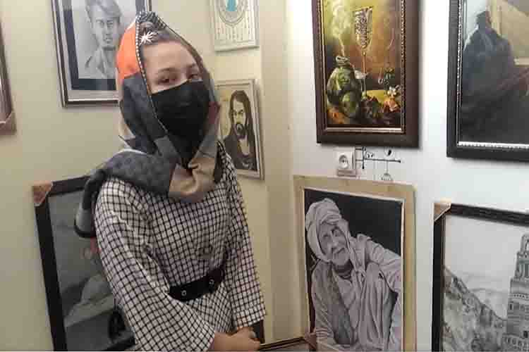 Women organize art exhibition in Kabul