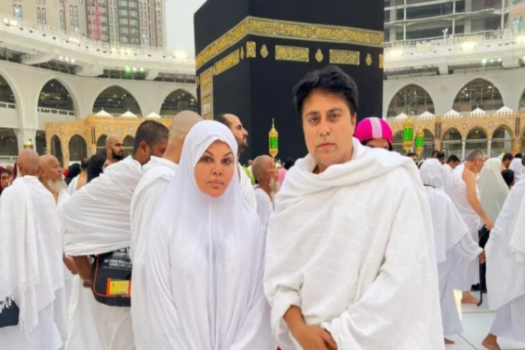 Rakhi Sawant performed Umrah