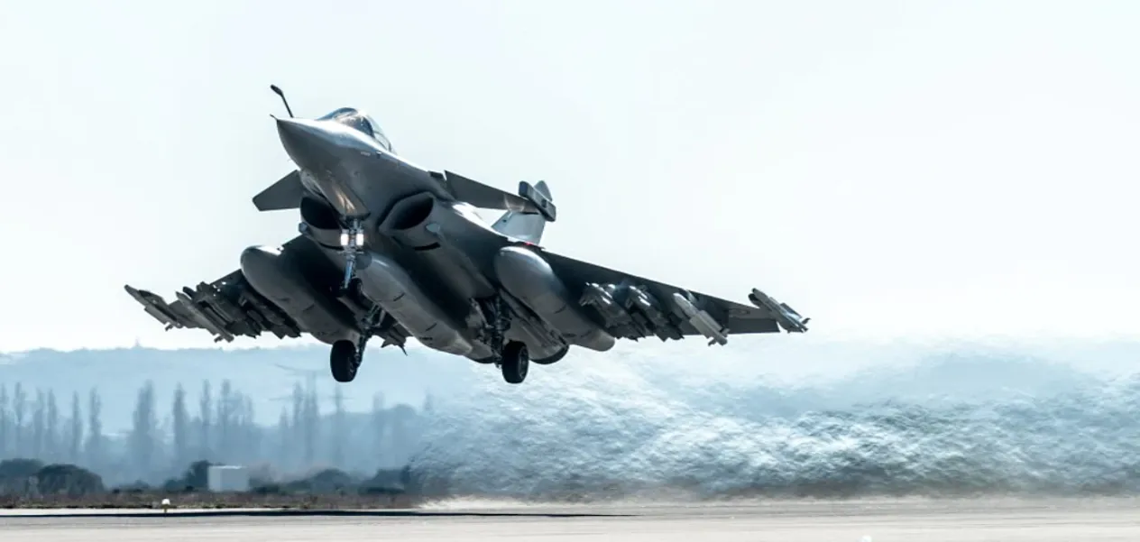 Thunder of Rafale and Miraj on the border, Pakistan-China missing, fighter jets exercise for 10 days
