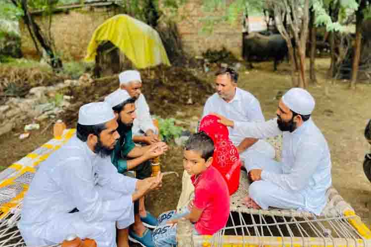 Jamiat Ulema e Mewat with Ulema Children