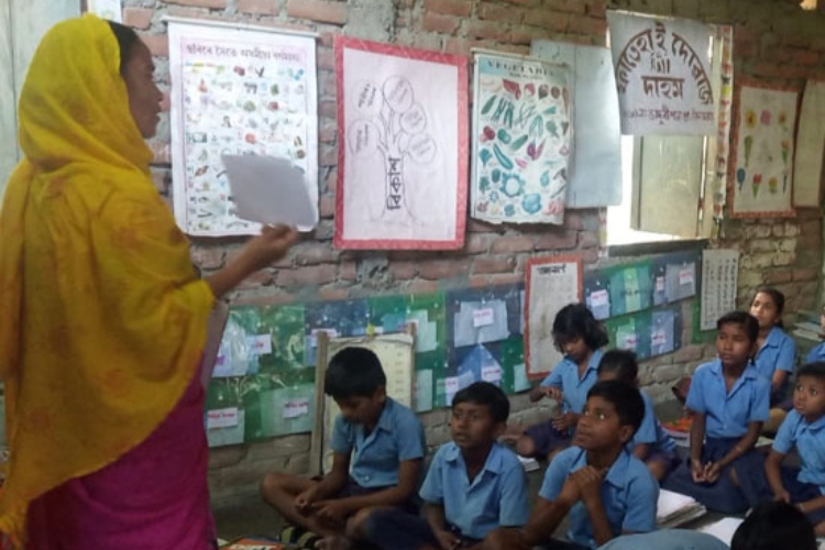 असम में स्कूल ड्रॉप आउट दर को कम करने की दिशा में चल रही है कोशिश