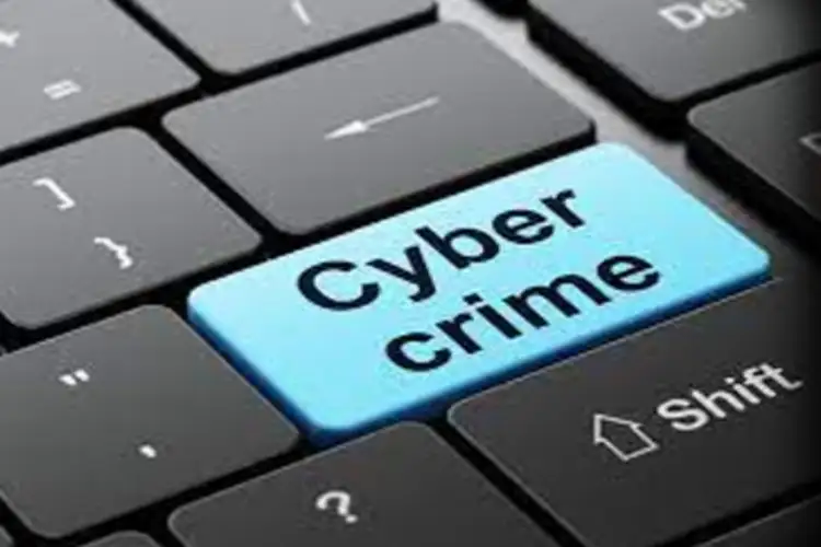 Delhi Police busts international cyber fraud syndicate, 5 arrested