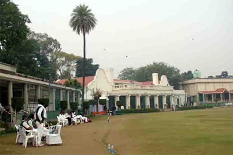 Roshanara Club 
