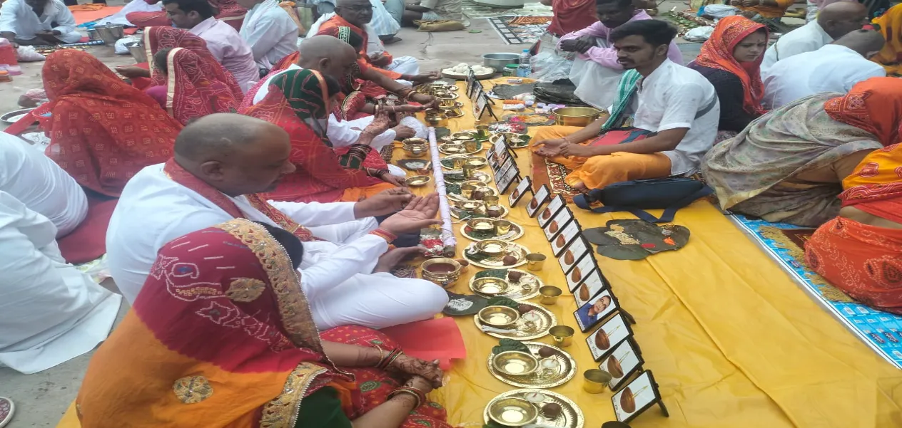 Pitripaksha fair: The day of appeasement of dead souls begins
