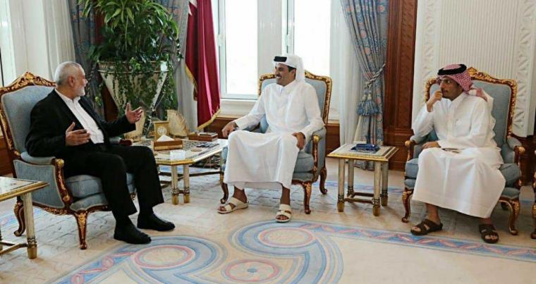https://www.hindi.awazthevoice.in/upload/news/169711693516_Hamas_leaders_seen_as_living_in_luxury_while_Gazans_suffer.jpg