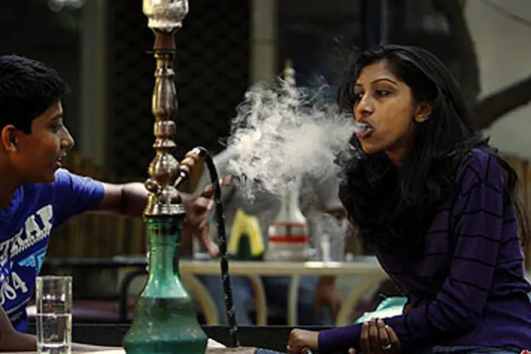 11 percent school students in Delhi are consuming tobacco products?