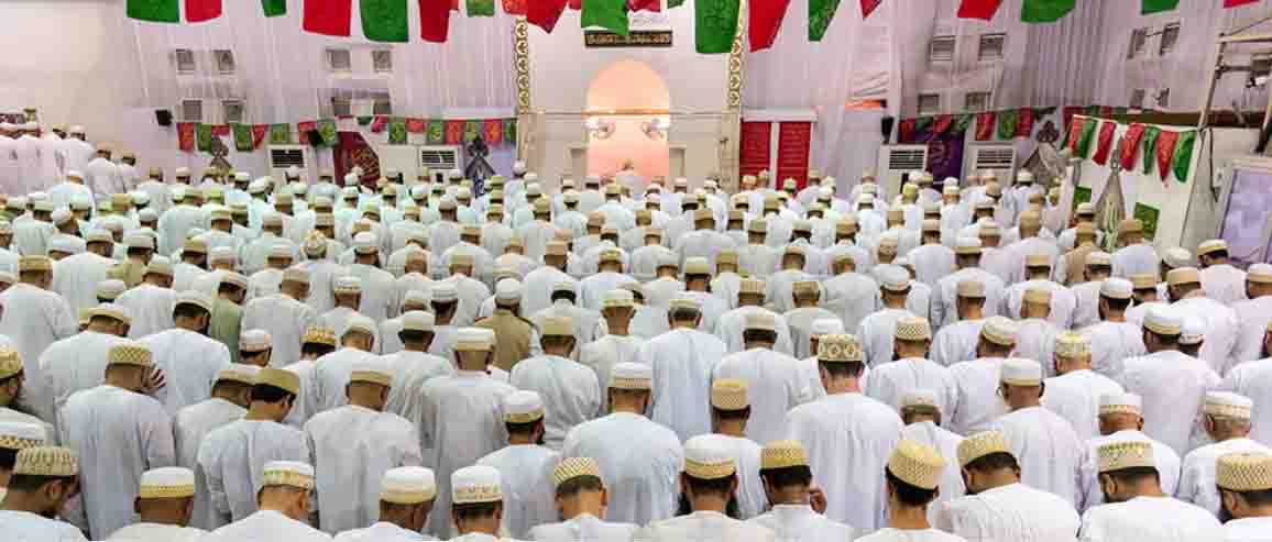 https://www.hindi.awazthevoice.in/upload/news/169866718005_Dawoodi_Bohra_community.jpg