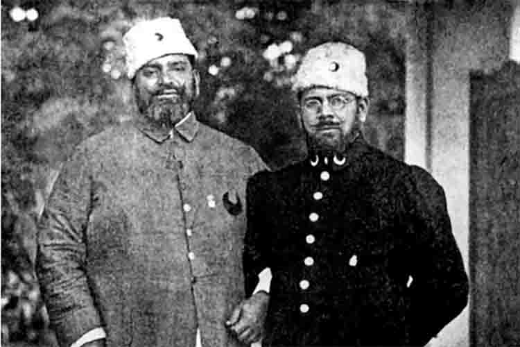 Mohamed Ali Jauhar with his borther Shaukat Ali 