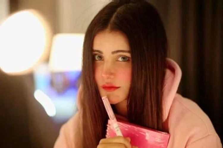 Sayali krishna