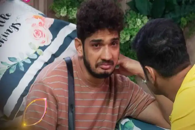 'Bigg Boss 17': Munawwar gets emotional while talking about losing his mother at the age of 13