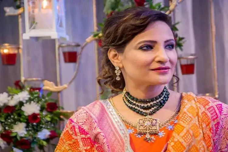Rakshanda Khan ,Anarkali suit, get rid of the laziness of dressing up'