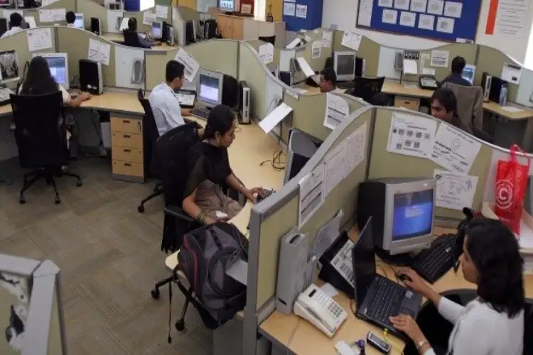 42 percent Indians may change jobs next year for better salary, promotion: Report