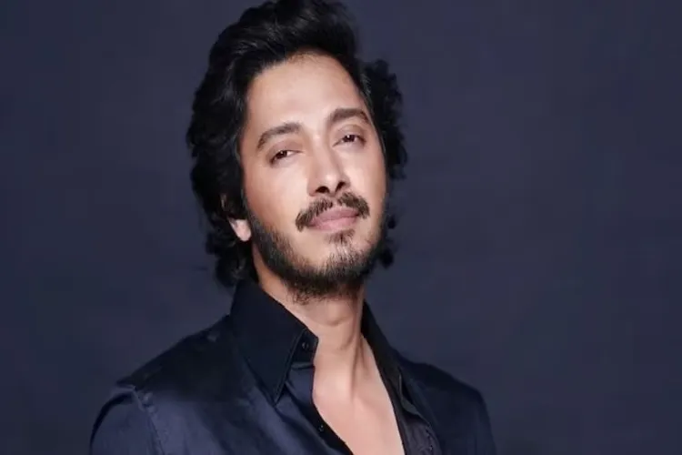 47 year old actor Shreyas Talpade suffers heart attack, undergoes angioplasty