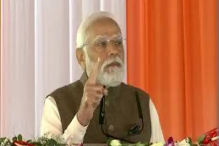 PM Modi stresses taking pride in heritage says 