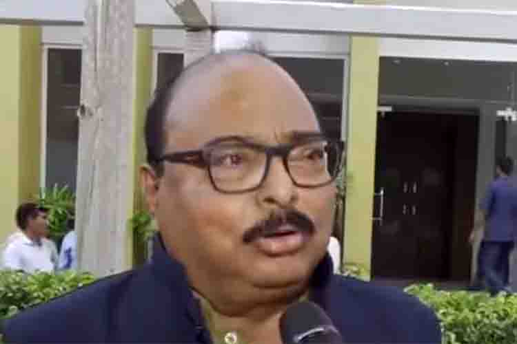 Jharkhand: JMM MLA Sarfaraz Ahmed resigns