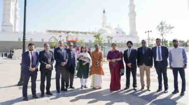 https://www.hindi.awazthevoice.in/upload/news/170489474923_India_is_the_country_with_the_largest_Muslim_population,_hence_gets_the_highest_Haj_quota_3.jpg