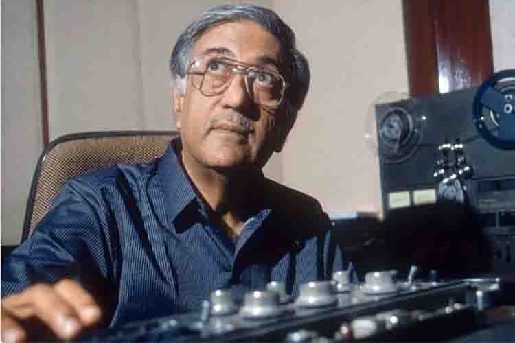  Amin Sayani 