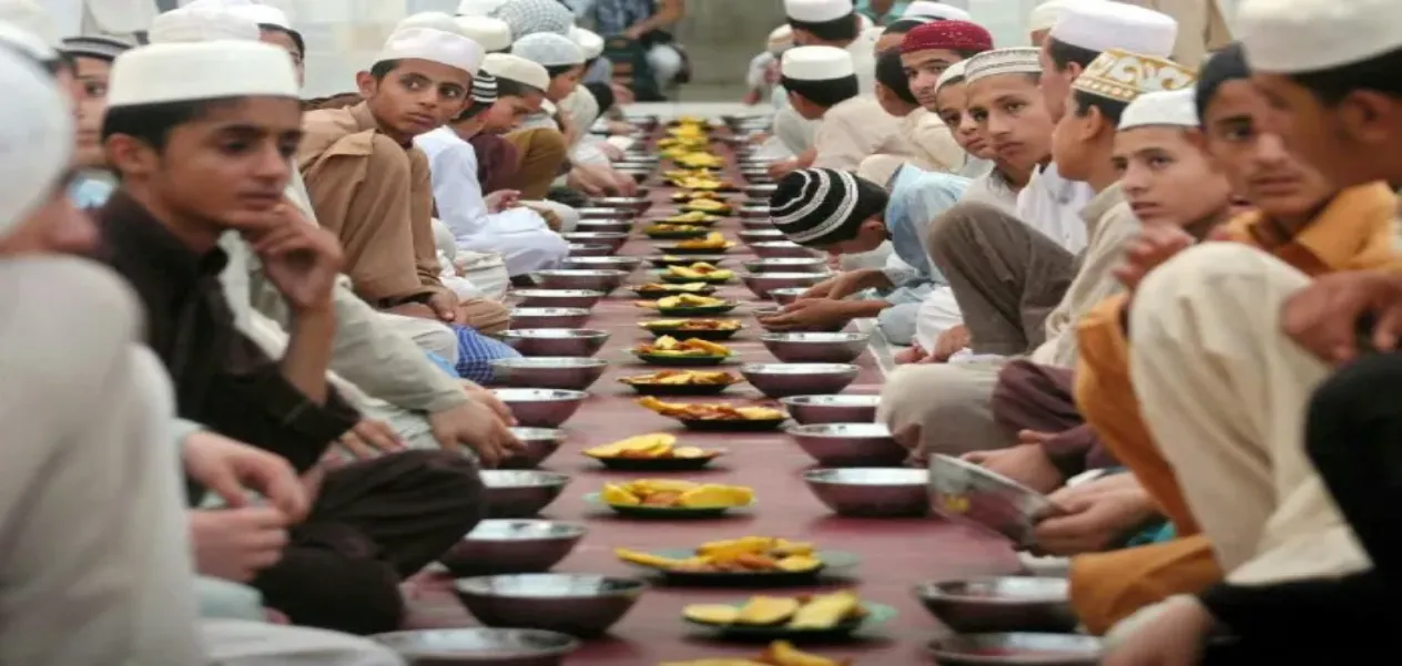 Mathematics of Iftar in Mosques