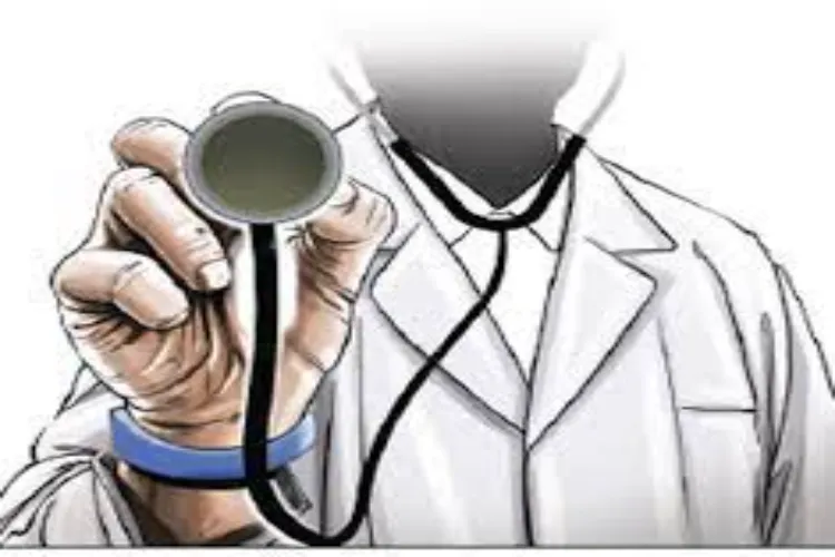 Delhi: Drunk man attacks three doctors during medical examination