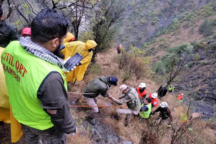 Jammu and Kashmir: 10 bodies recovered a day after taxi fell into ditch in Ramban
