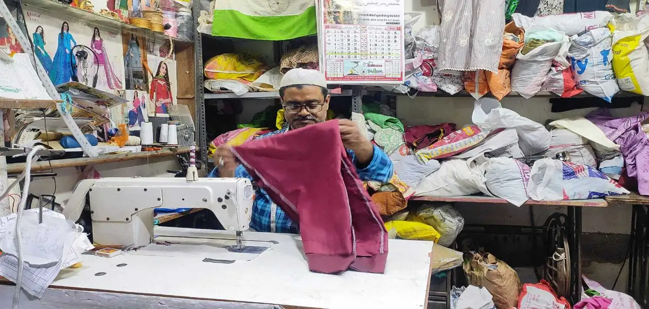 Tailors in Muslim areas are not free till Eid