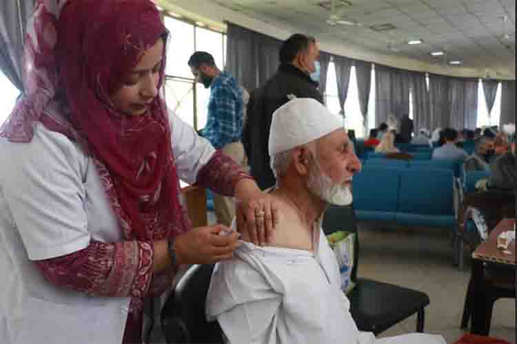 Hajj pilgrims vaccination