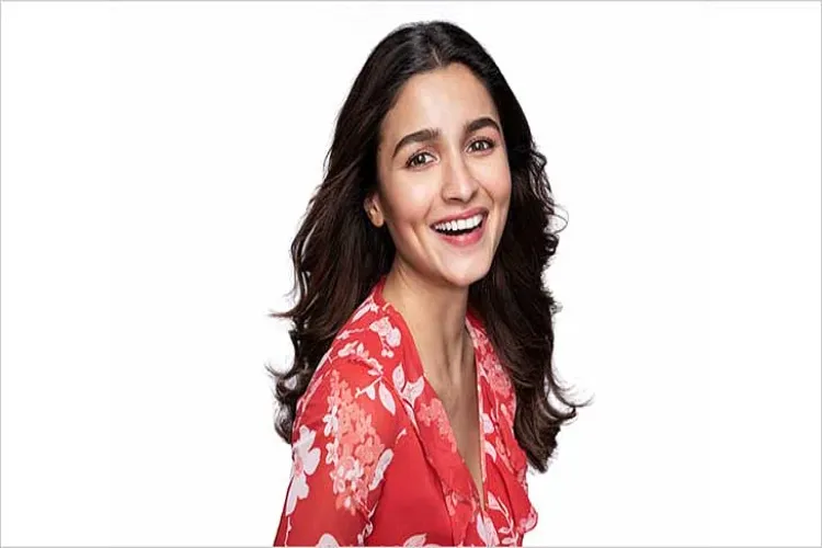 Which domestic and foreign celebrities is Alia Bhatt influenced by?