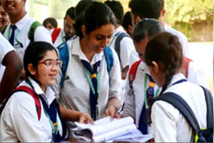 CBSE will issue certificates to 0.1 percent students who score highest marks