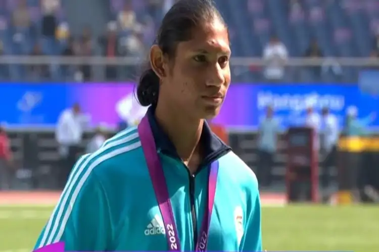 India's Deepti Jeevanji waved the tricolor, won gold in para athletics