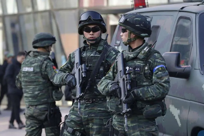 https://www.hindi.awazthevoice.in/upload/news/171620831501_China's_Snow_Leopard_Commando.webp