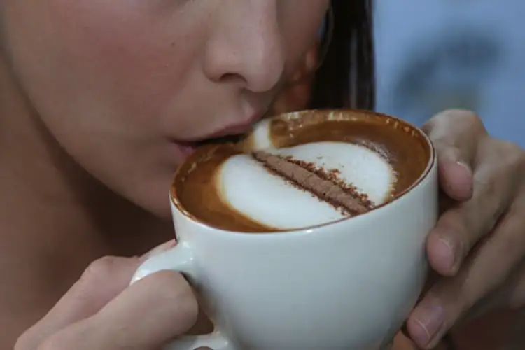 18 percent teenagers drink caffeine to stay awake: Study