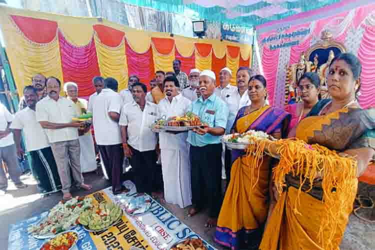 Muslims participate in Meenakshi-Sundareswarar marriage ceremony 
