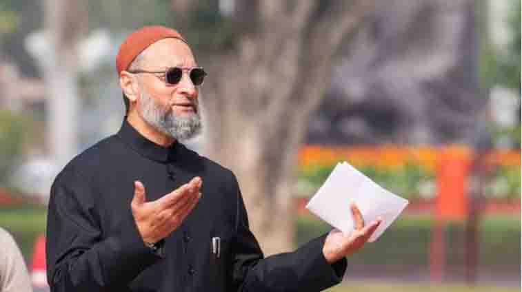 https://www.hindi.awazthevoice.in/upload/news/171716200918_Asaduddin_Salahuddin_Owaisi_Family_politics_of_Muslims_within_the_ambit_of_the_Constitution_5.jpg