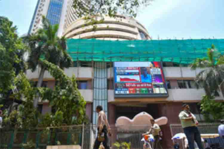 Bullish trend in stock market, Nifty closed at 23,465 setting a new all-time high