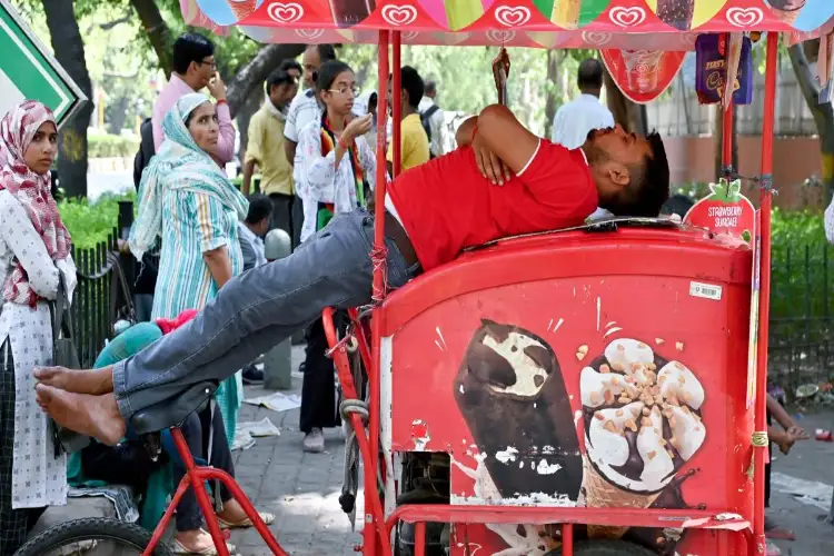 Severe heat wave conditions persist over parts of Uttar Pradesh, Delhi, Haryana, Chandigarh: Met Department