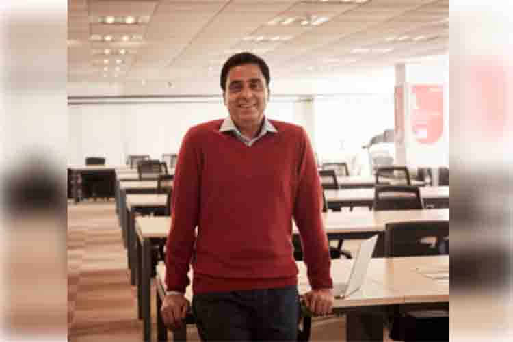  Ronnie Screwvala